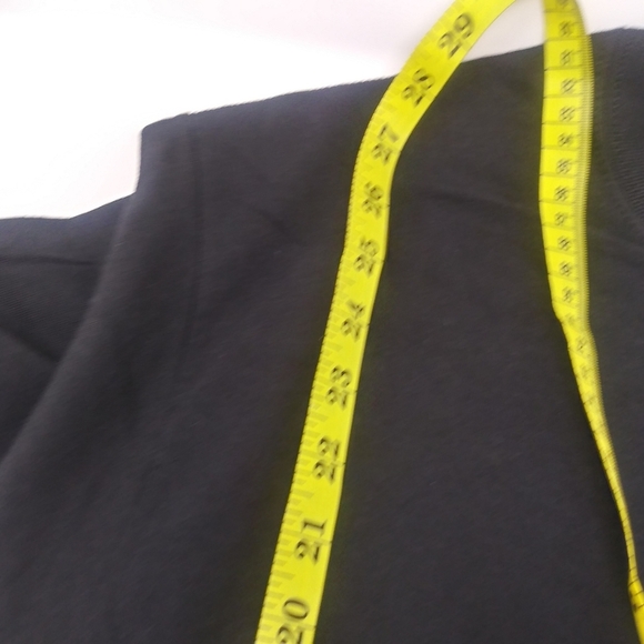 "His Queen" Tee Sz L NWT - Picture 3 of 6